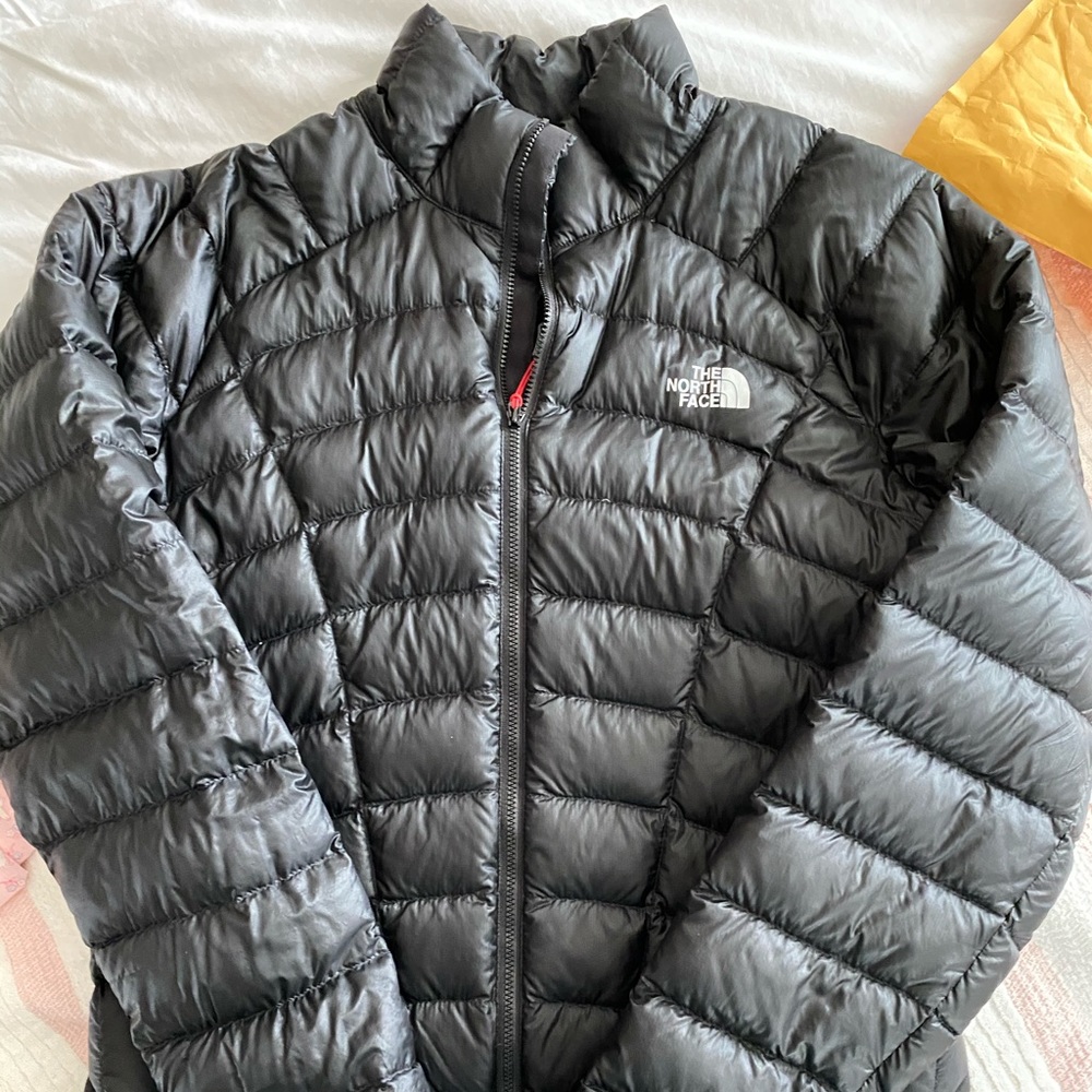 The North Face puffer jacket. Perfect condition